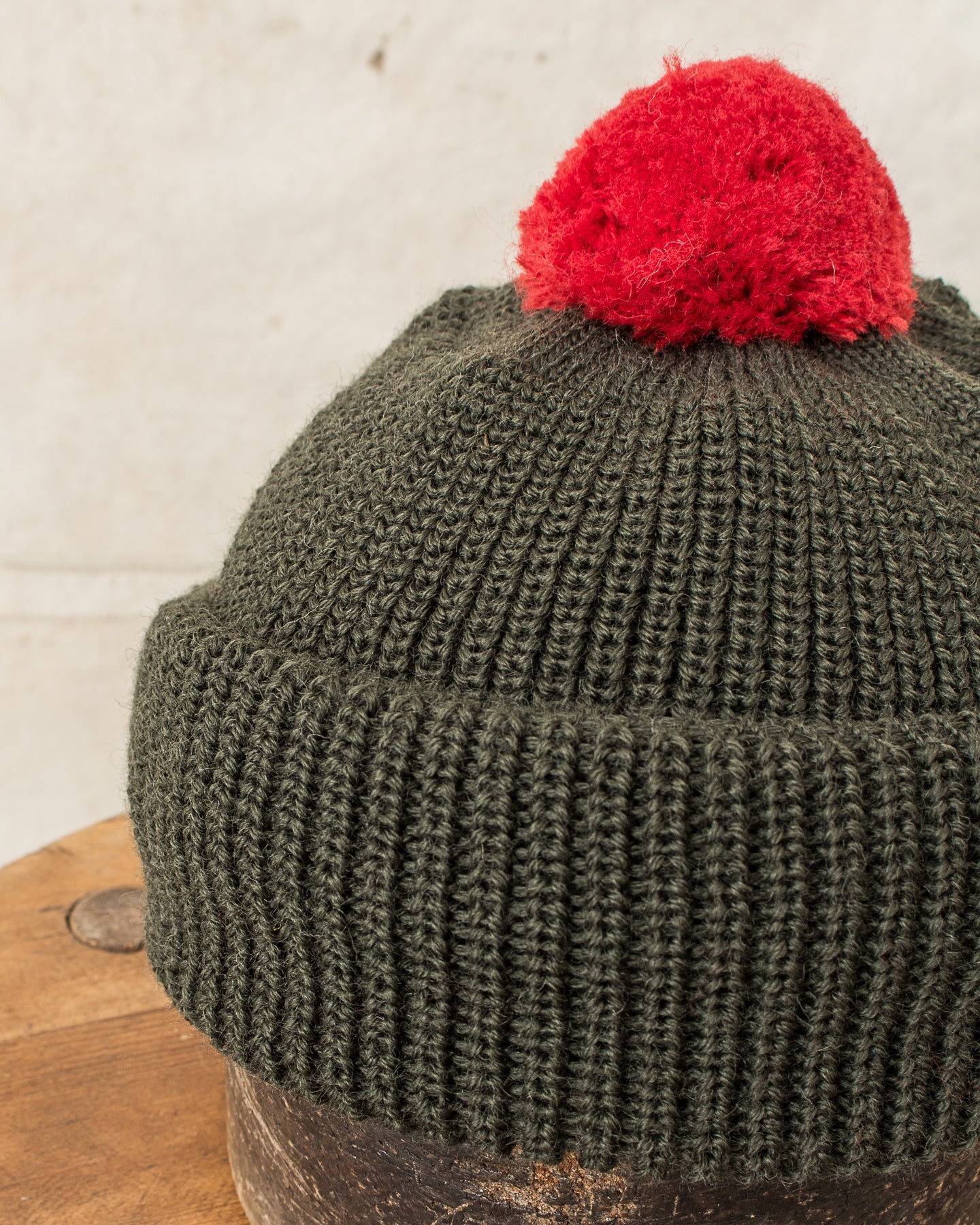 Heimat Mechanics Bobble Wool Hat Military Green / Safety Red
