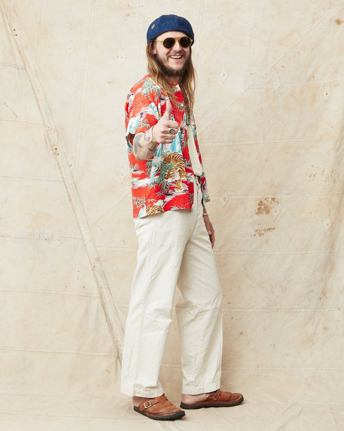 Sun Surf SS39478 Rayon Hawaiian Shirt "Sasa Tora" Special Edition