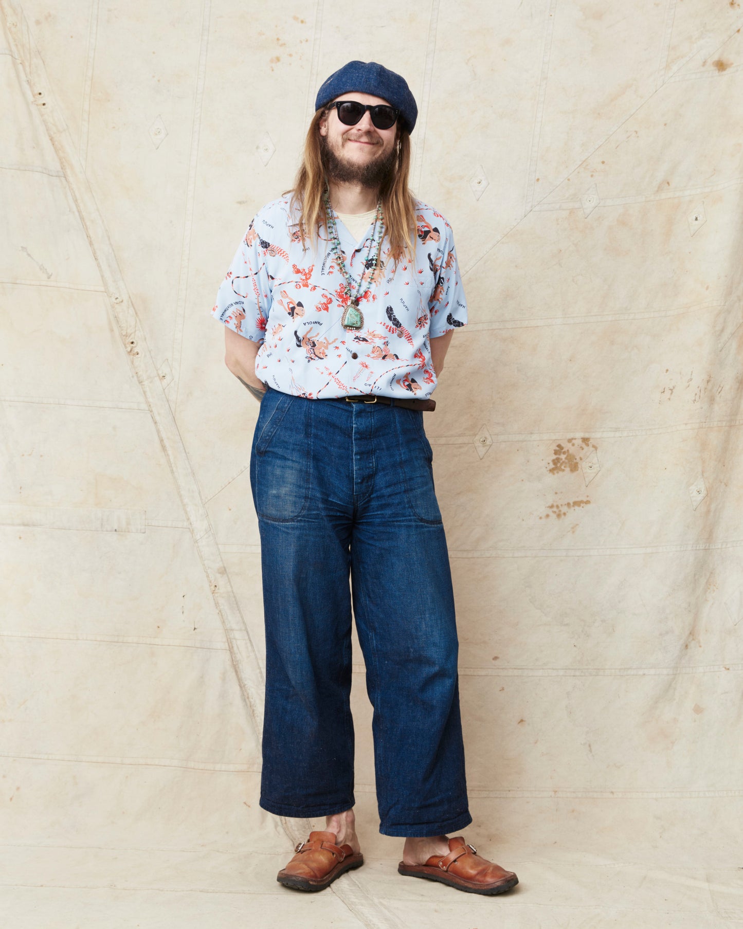 Sun Surf SS39420 Rayon Hawaiian Shirt "Paniola Town"