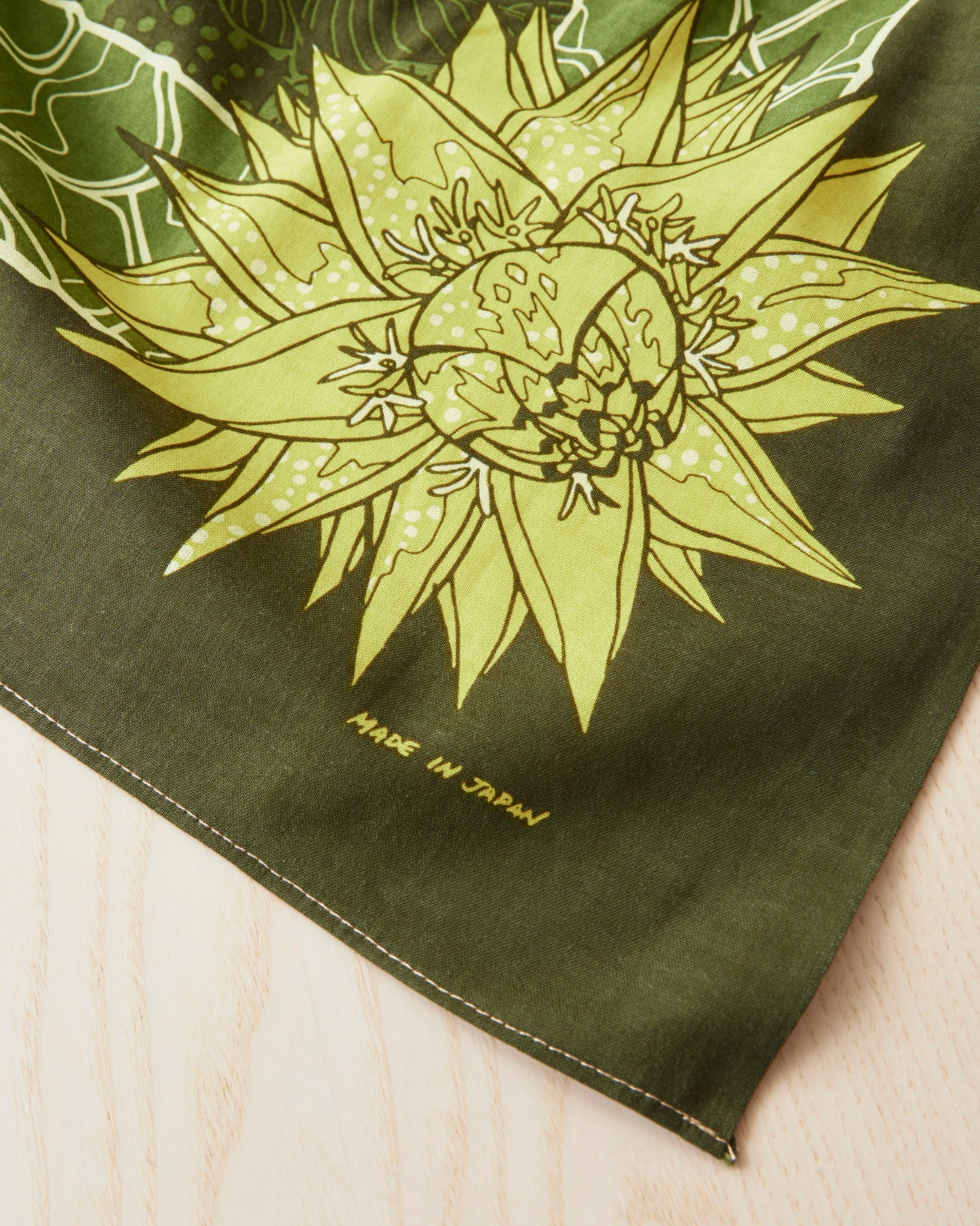 One Ear Brand Musella Lasiocarpa Bandana