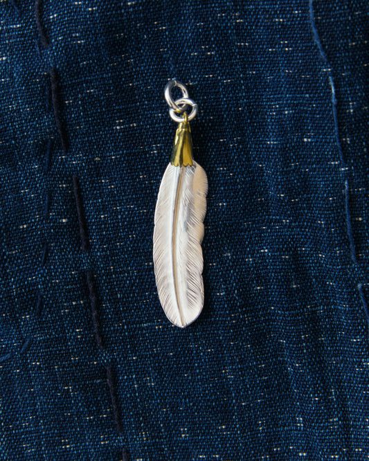 Larry Smith Eagle Head Feather Silver Pendent With 18K Gold Accent EFNL-0049-R