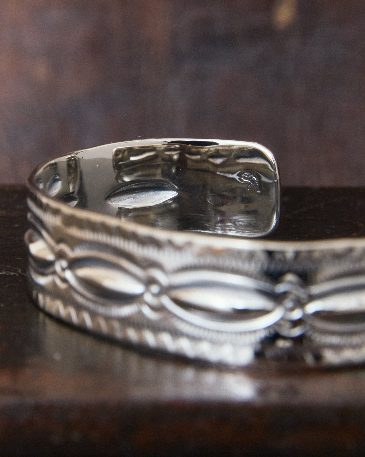 Larry Smith BR-0085 Leaf Repousse Silver Bracelet