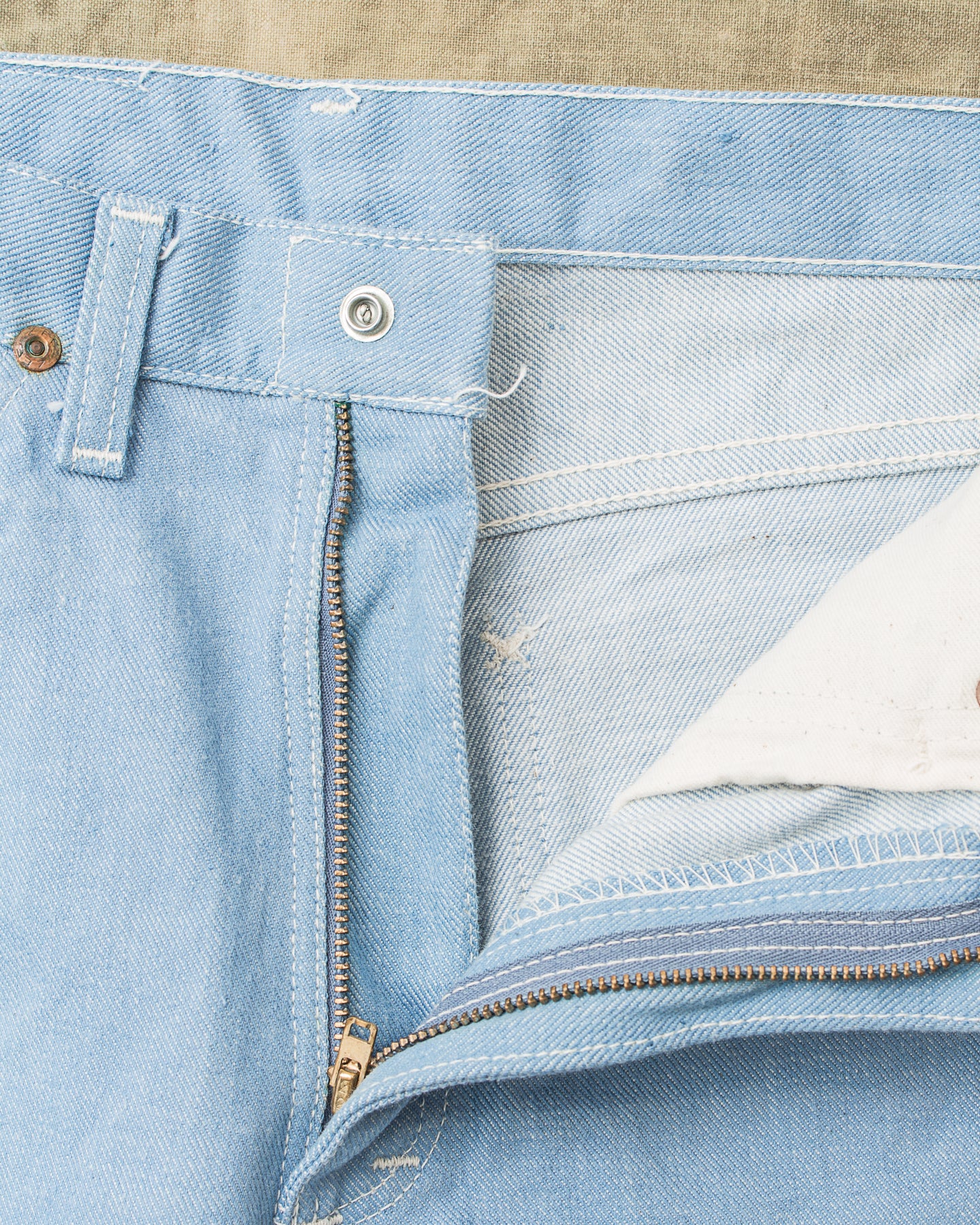 Vintage Deadstock Bright Blue 60's Lee Riders Jeans Youth Size 14
