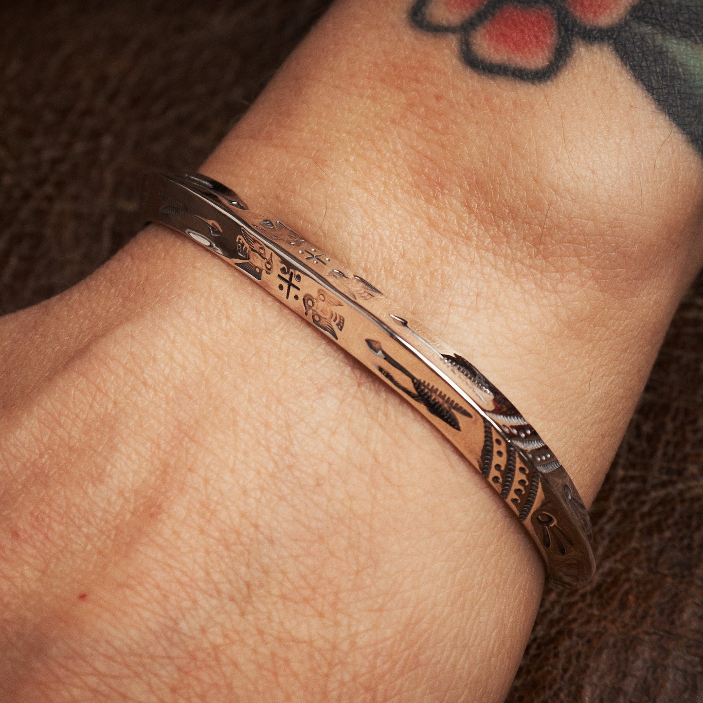 Larry Smith Triangle Bracelet Thunderbird BR-0107