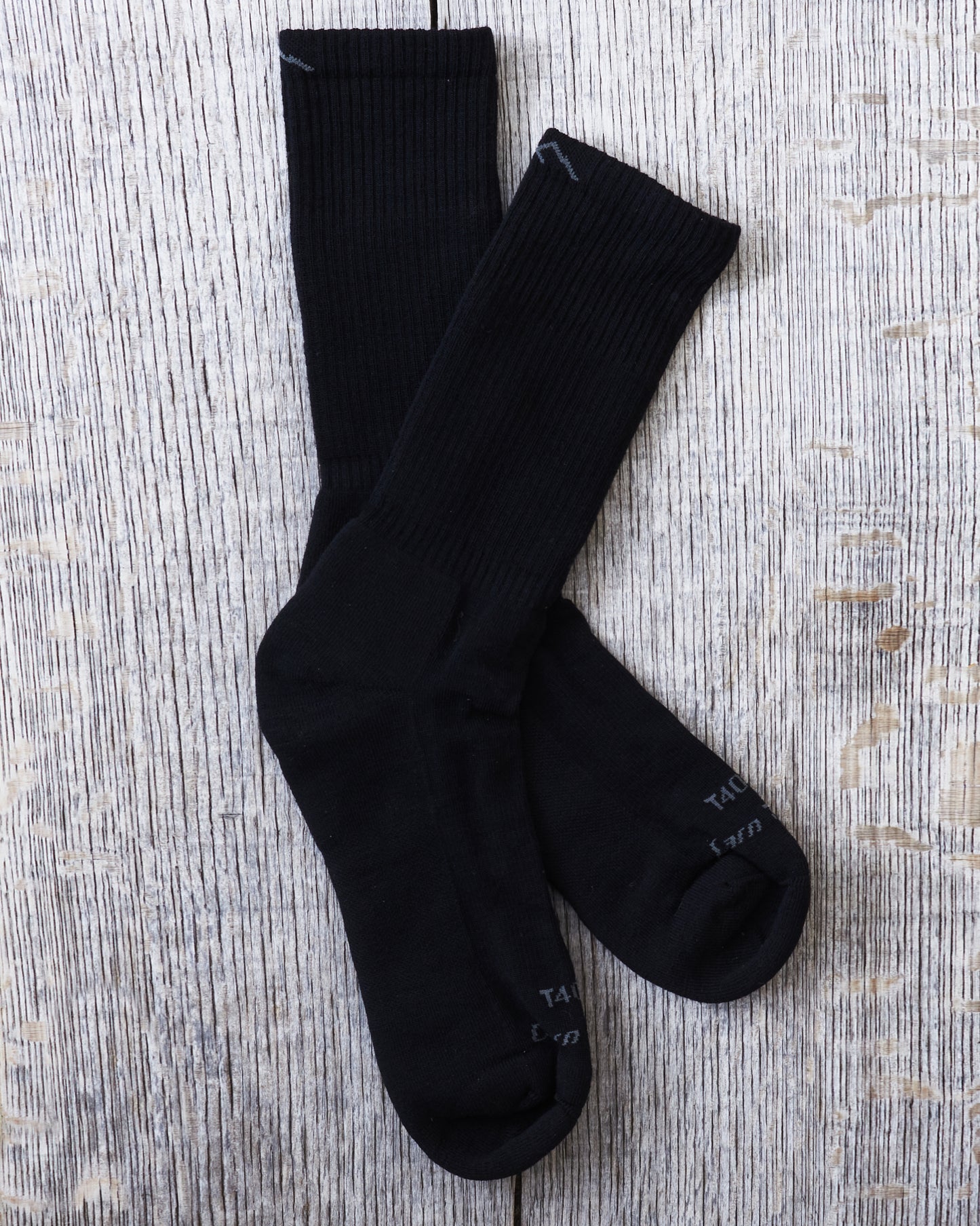Darn Tough T421 / T4021 Black Boot Sock Midweight Tactical With Cushion