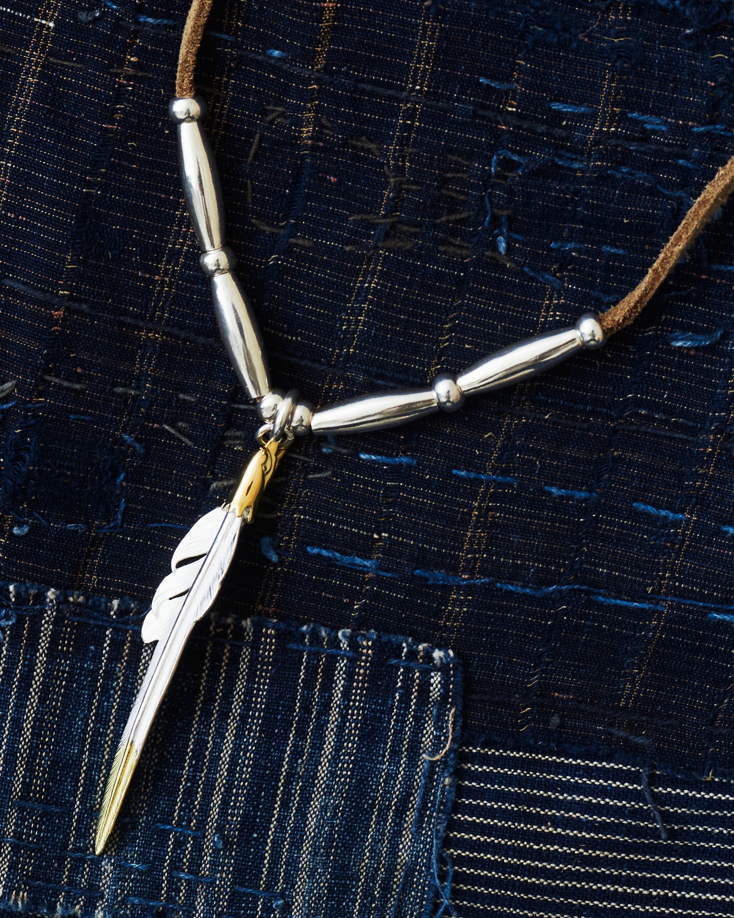 Larry Smith Eagle Head Kazekiri Feather Pendant EFNL-0048 (18K GOLD ACCENT)