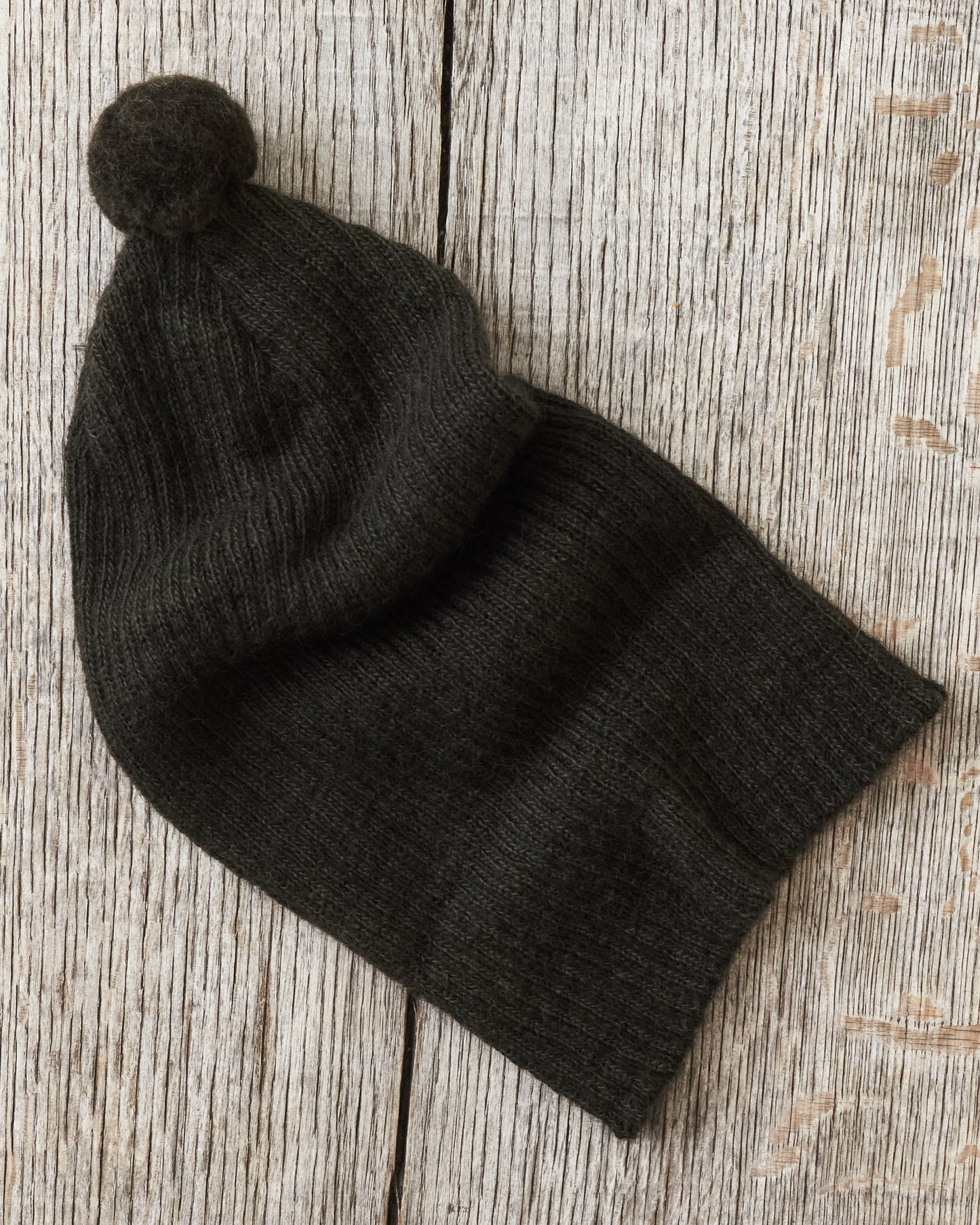 Jernvirke Mössa Dark Green With Ball