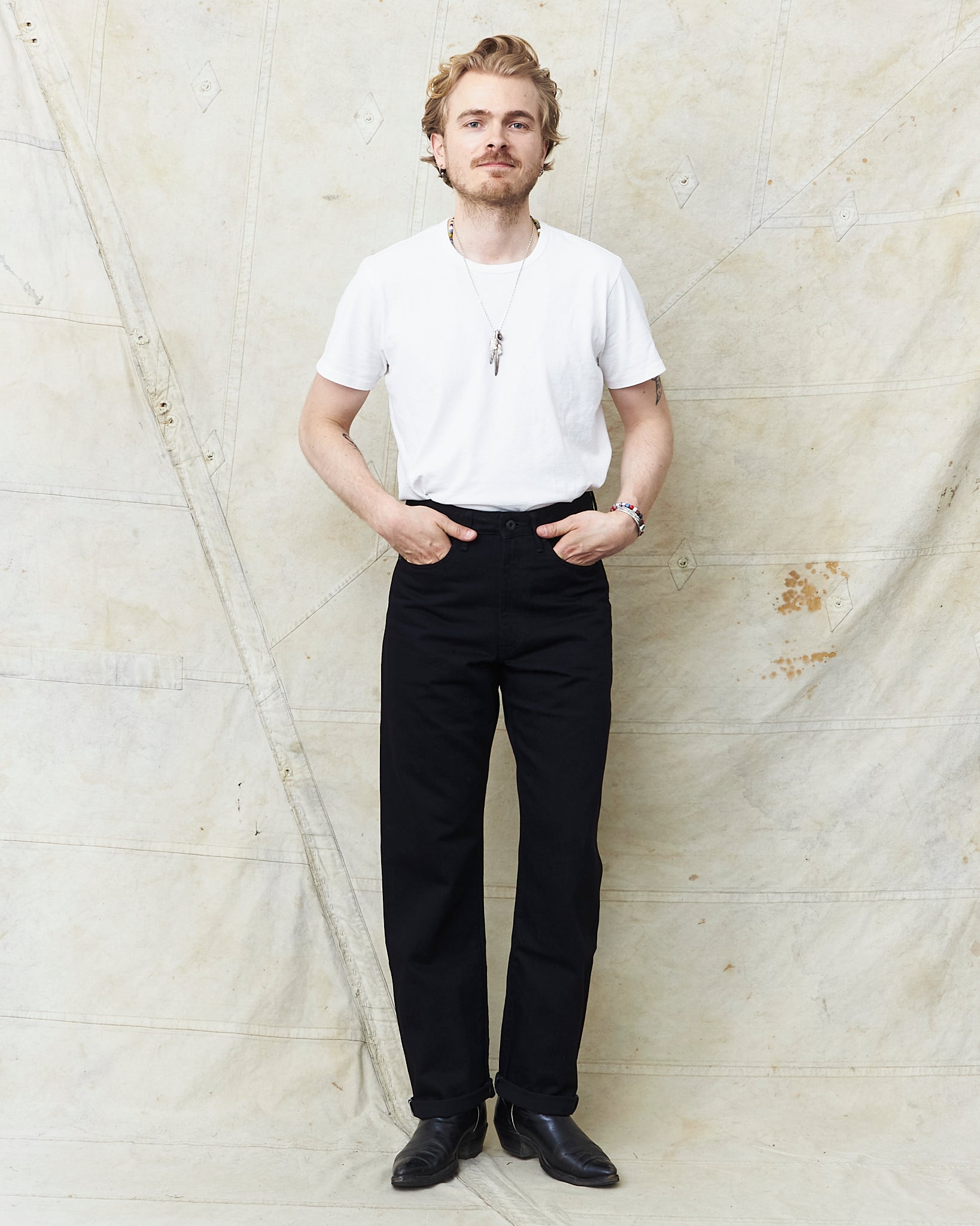 JAPAN BLUE JEANS ブラックデニム（JBJE15143A） Japan Blue JBJE15143A Circle 14oz Black Straight Loose Fit Jeans
