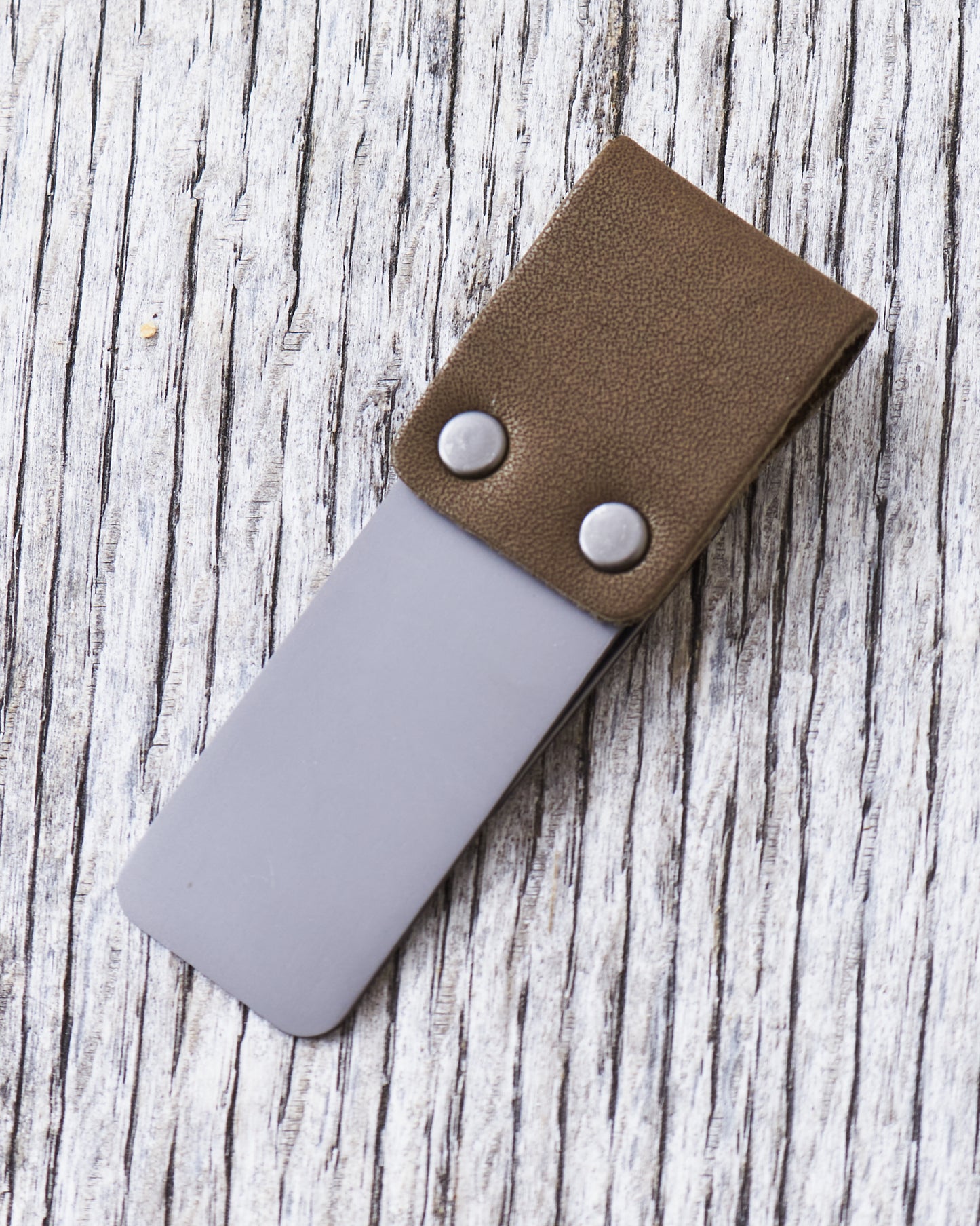 Traveler’s Company #016 Pen Holder (M) Olive
