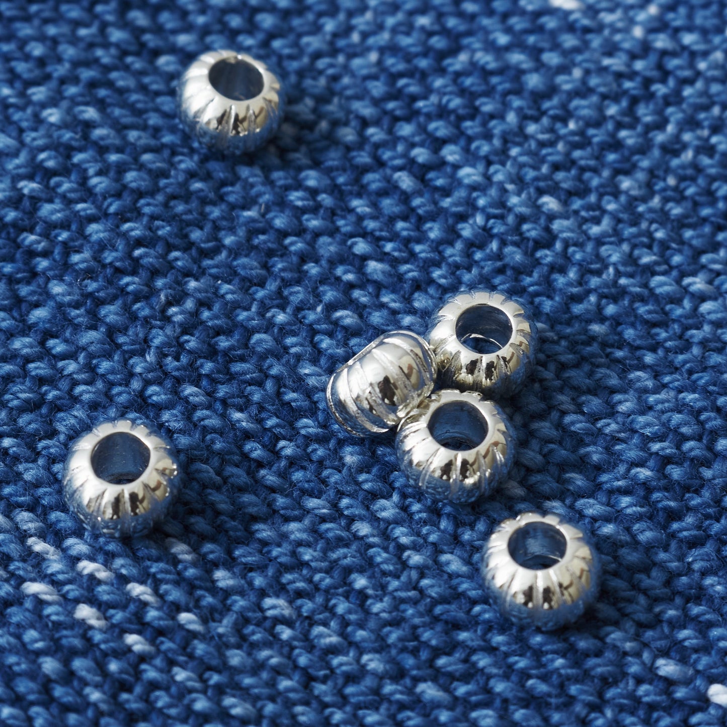 Larry Smith Silver Shell Bead OT-B0002