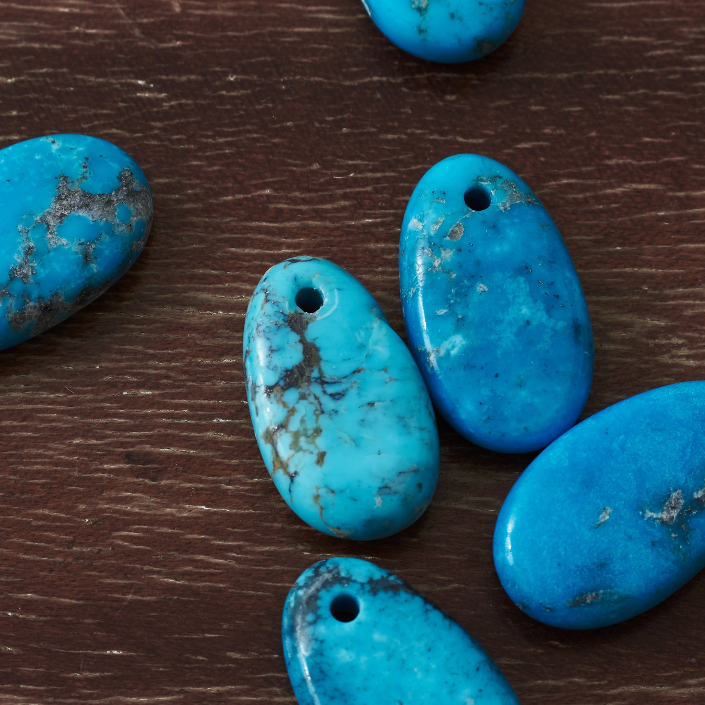 Larry Smith Teardrop Turquoise Bead Medium L-0009