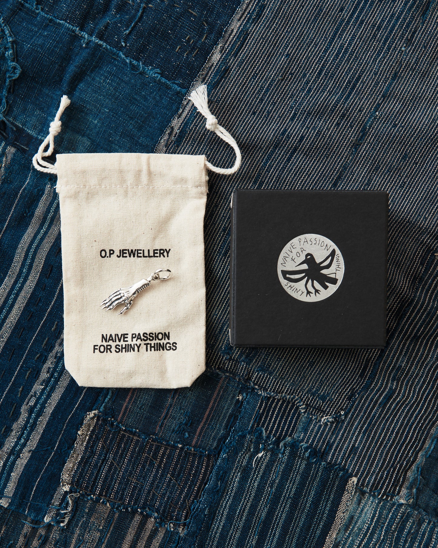 O.P Jewellery Skata Skata Magpie Hand Pendant