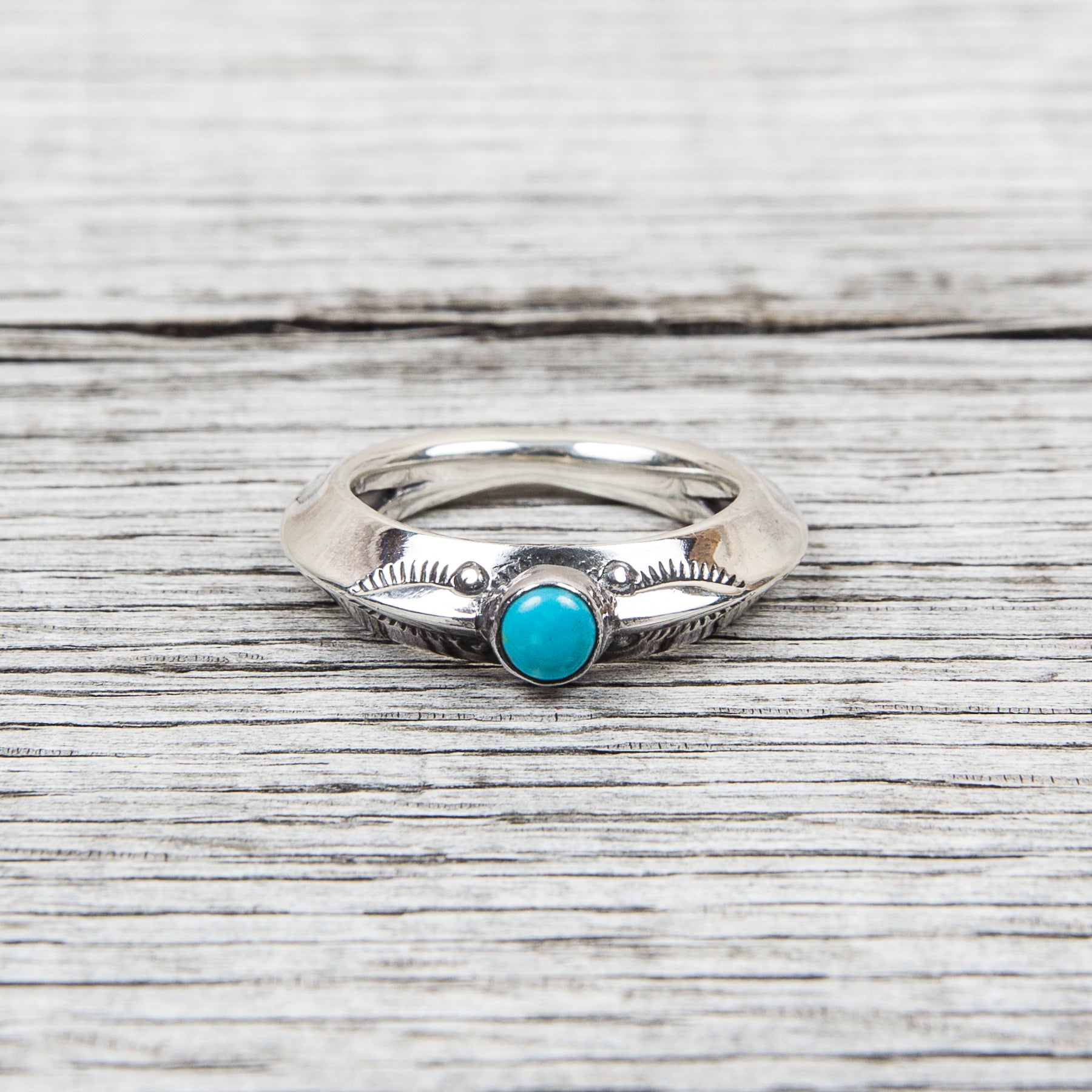 Larry Smith Triangle Turquoise Ring RG-0046 – Second Sunrise