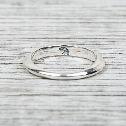 Larry Smith Extra Thin Triangle Ring RG-0054