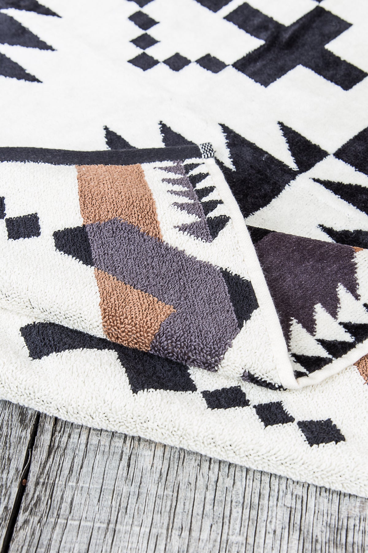 Pendleton Jacquard Bath Towel Chief Spider Rock