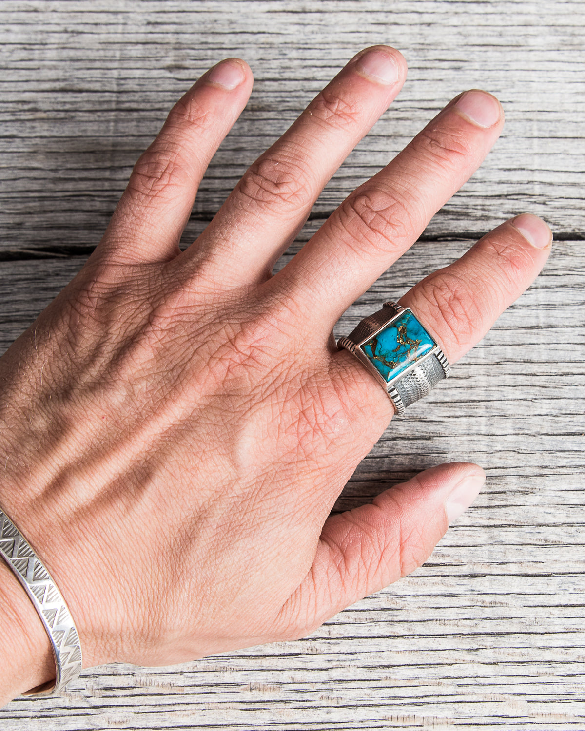 Tenable Crafts Thick Band & Turquoise Silver Ring #190