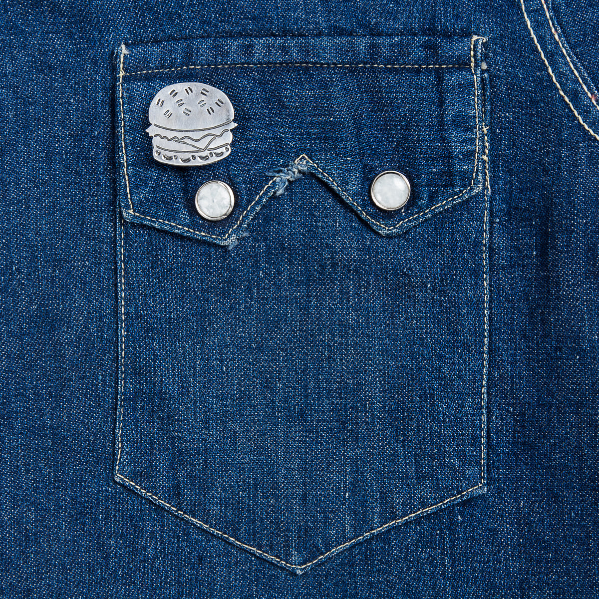 Munqa Newtive Silver Brooch Hamburger