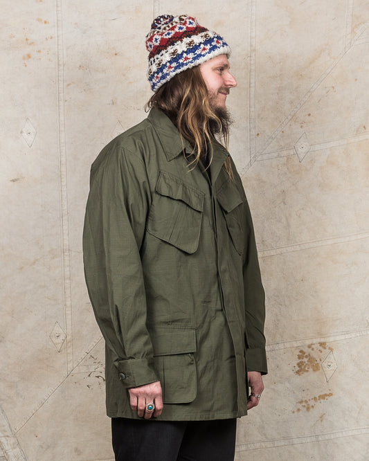 Vintage Deadstock 1969 US Army Ripstop Tropical Jacket Size: Large Long