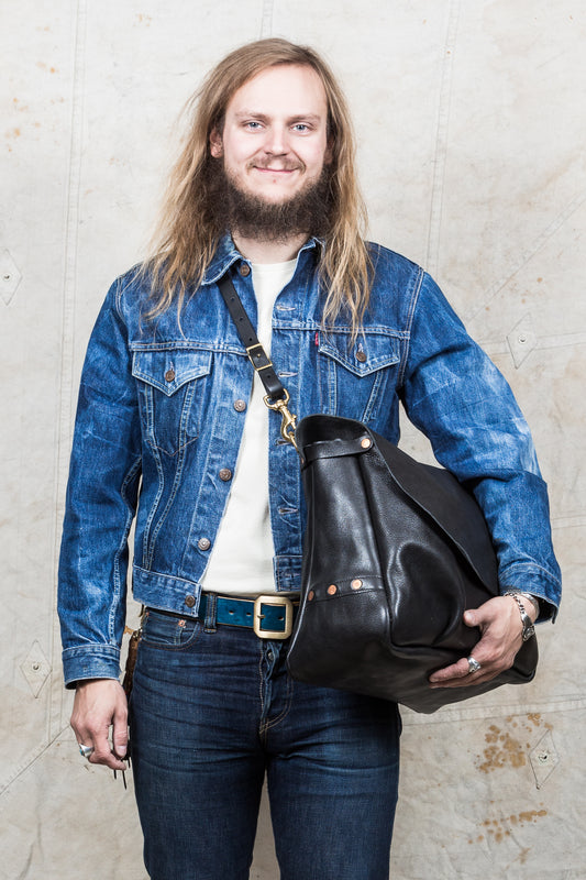 Blue Highway Messenger Bag Veg Tan Leather Black