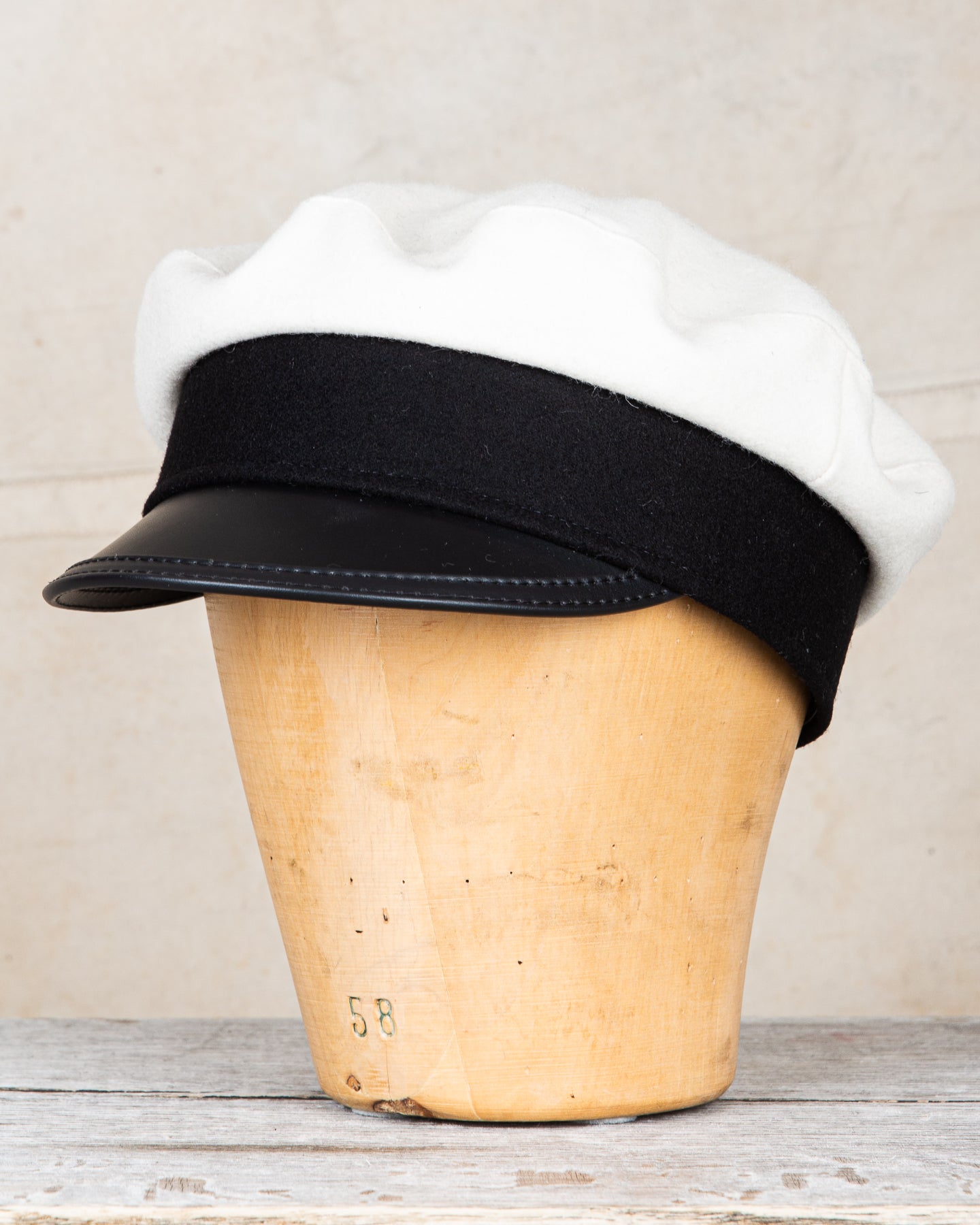 CTH Ericson Nils Johan Vega Motor Cap White