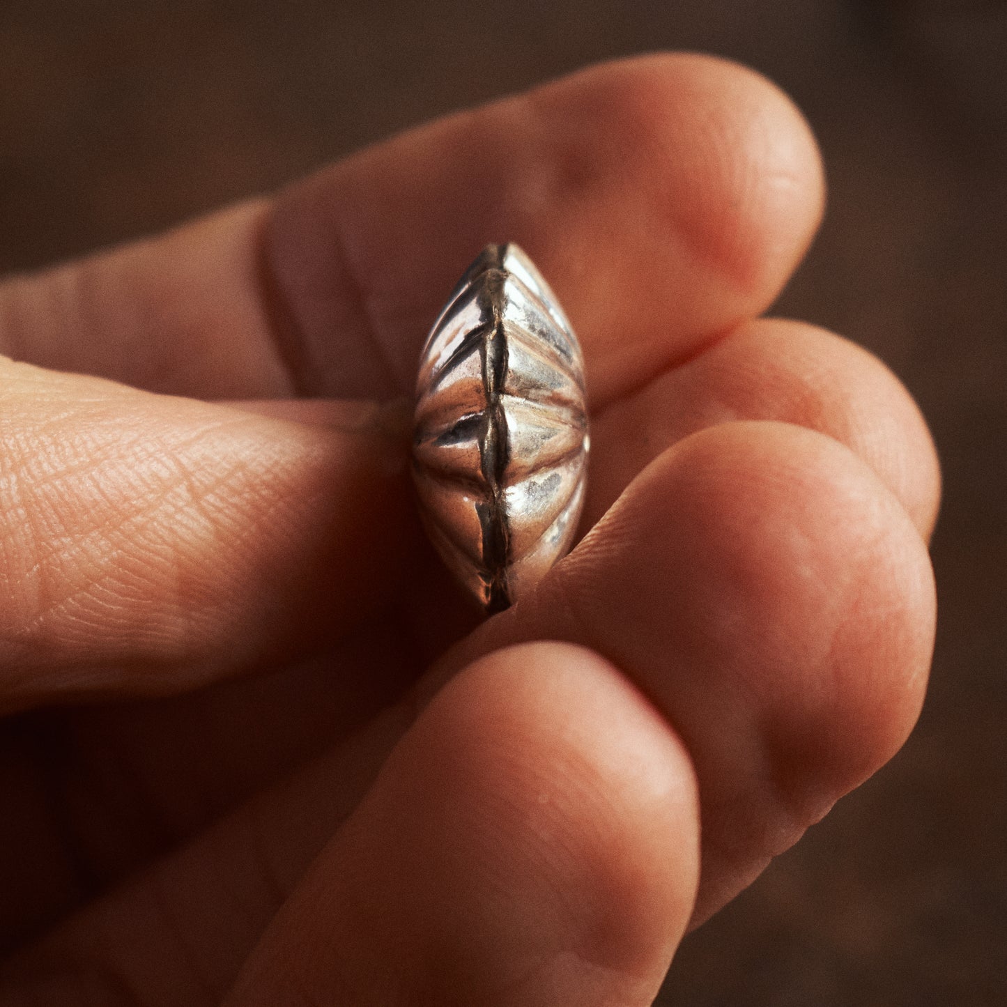 Larry Smith Silver Shell Concho Bead Medium OT-B0064
