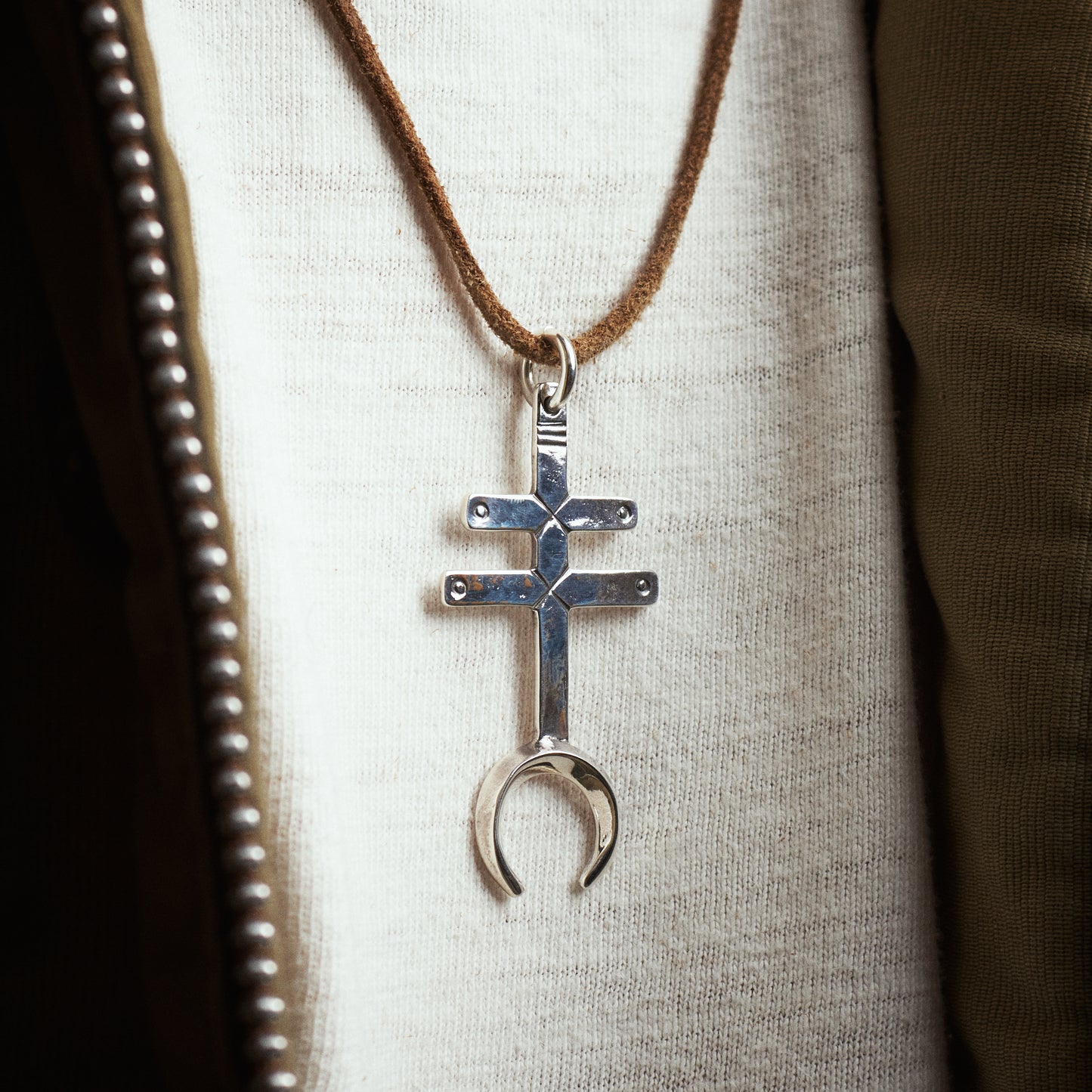 Larry Smith Crescent Dragonfly Pendant Top NL-0108