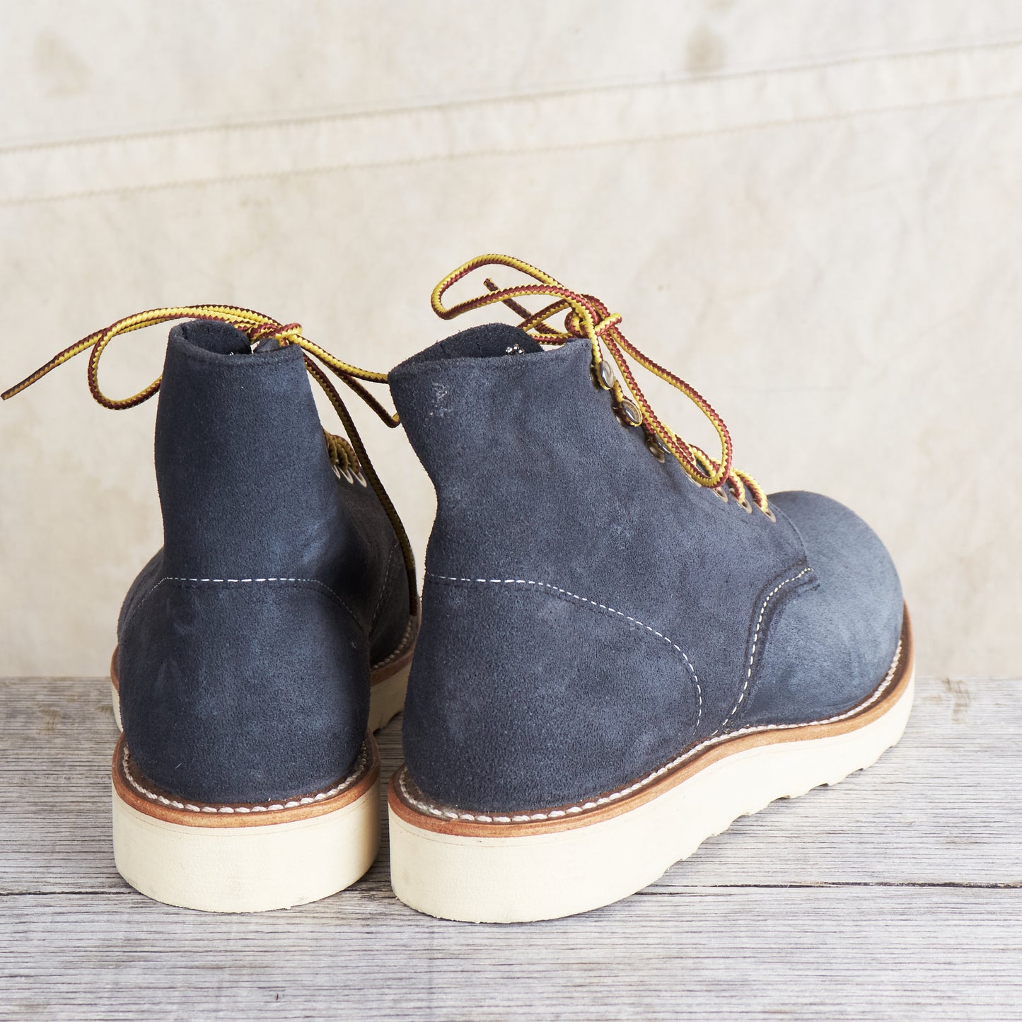 Second Hand Red Wing Red wing 8154 6 inch Classic Round Toe Navy Roughout Beams Edition US 4,5 / EUR 36