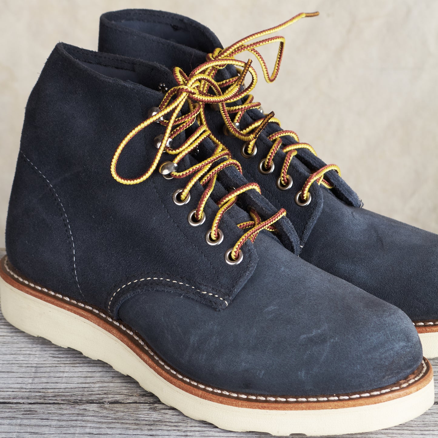 Second Hand Red Wing Red wing 8154 6 inch Classic Round Toe Navy Roughout Beams Edition US 4,5 / EUR 36