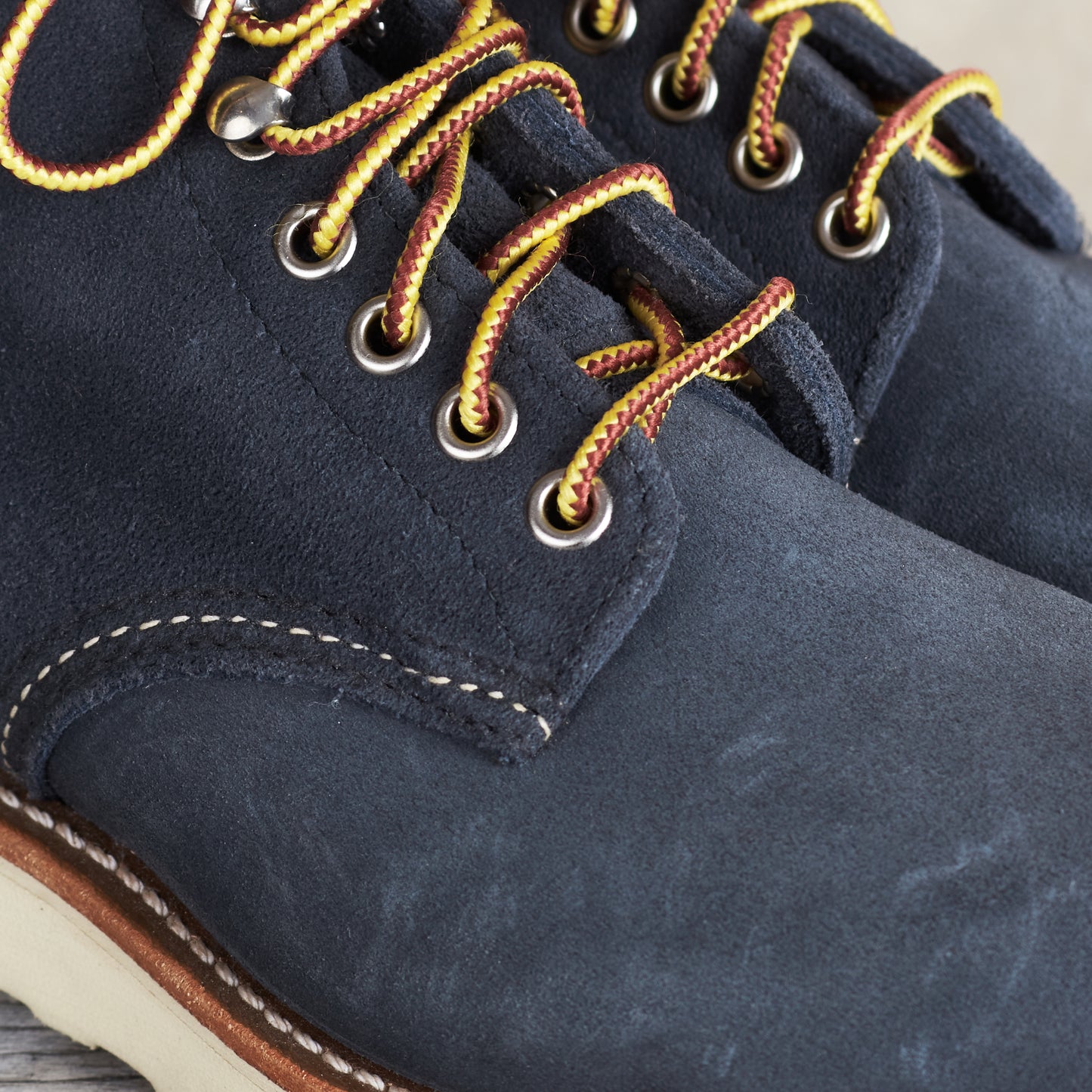 Second Hand Red Wing Red wing 8154 6 inch Classic Round Toe Navy Roughout Beams Edition US 4,5 / EUR 36