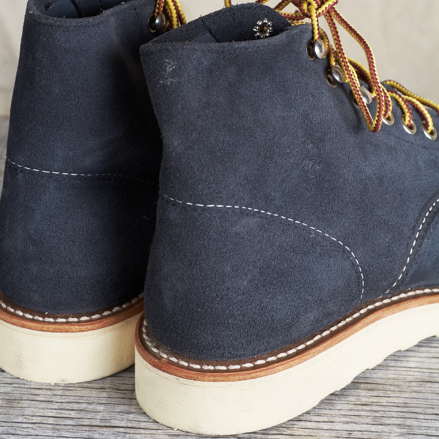 Second Hand Red Wing Red wing 8154 6 inch Classic Round Toe Navy Roughout Beams Edition US 4,5 / EUR 36