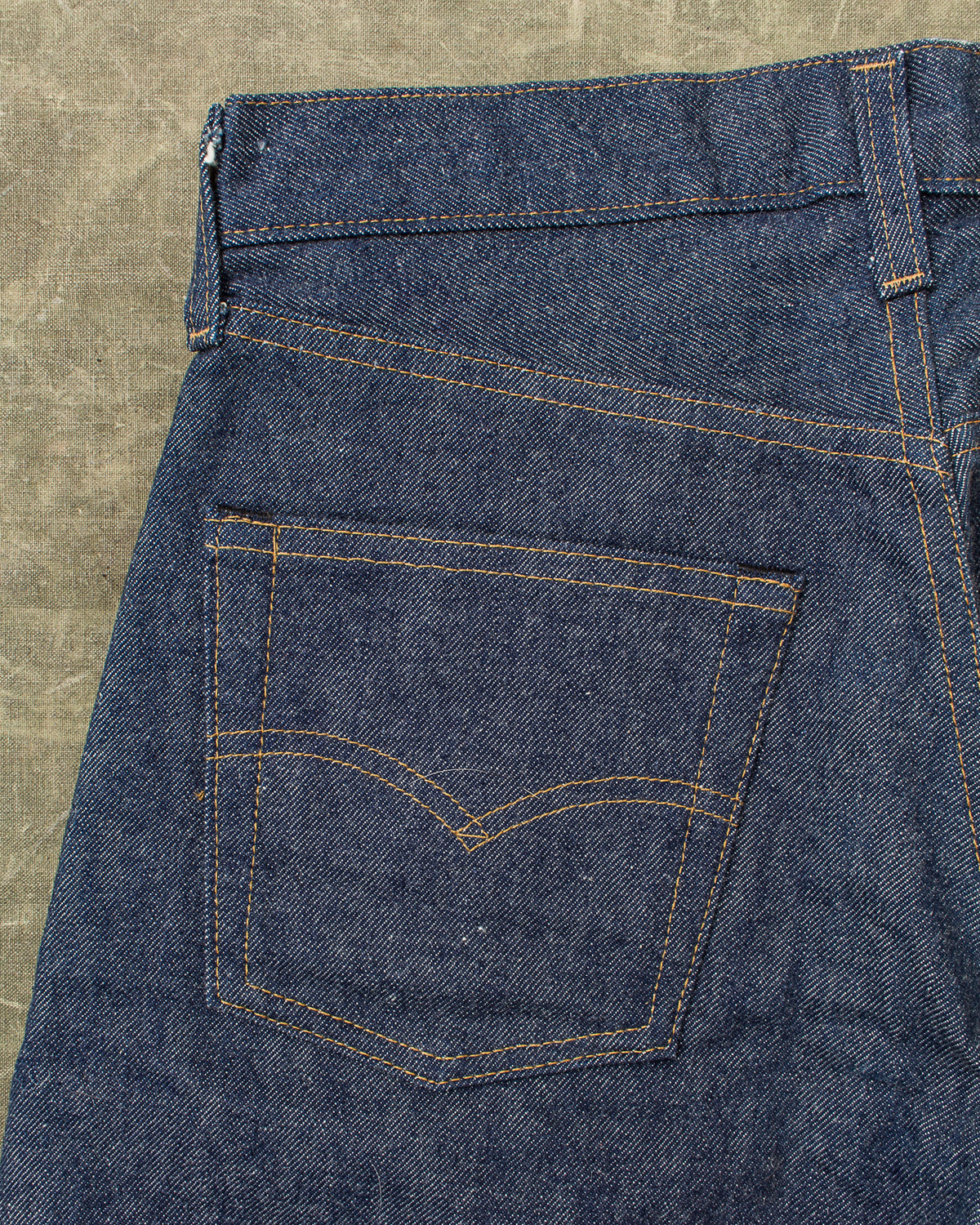 Vintage 1981 Deadstock Levi's 501 Red Line Selvedge Jeans W 28 / L 33