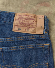 No. 7 Vintage 90's Made in USA Levi's 501 Jeans W33