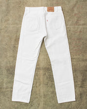 No. 20 Vintage 1990's Made in USA White Levi's 501 Jeans W33/L32