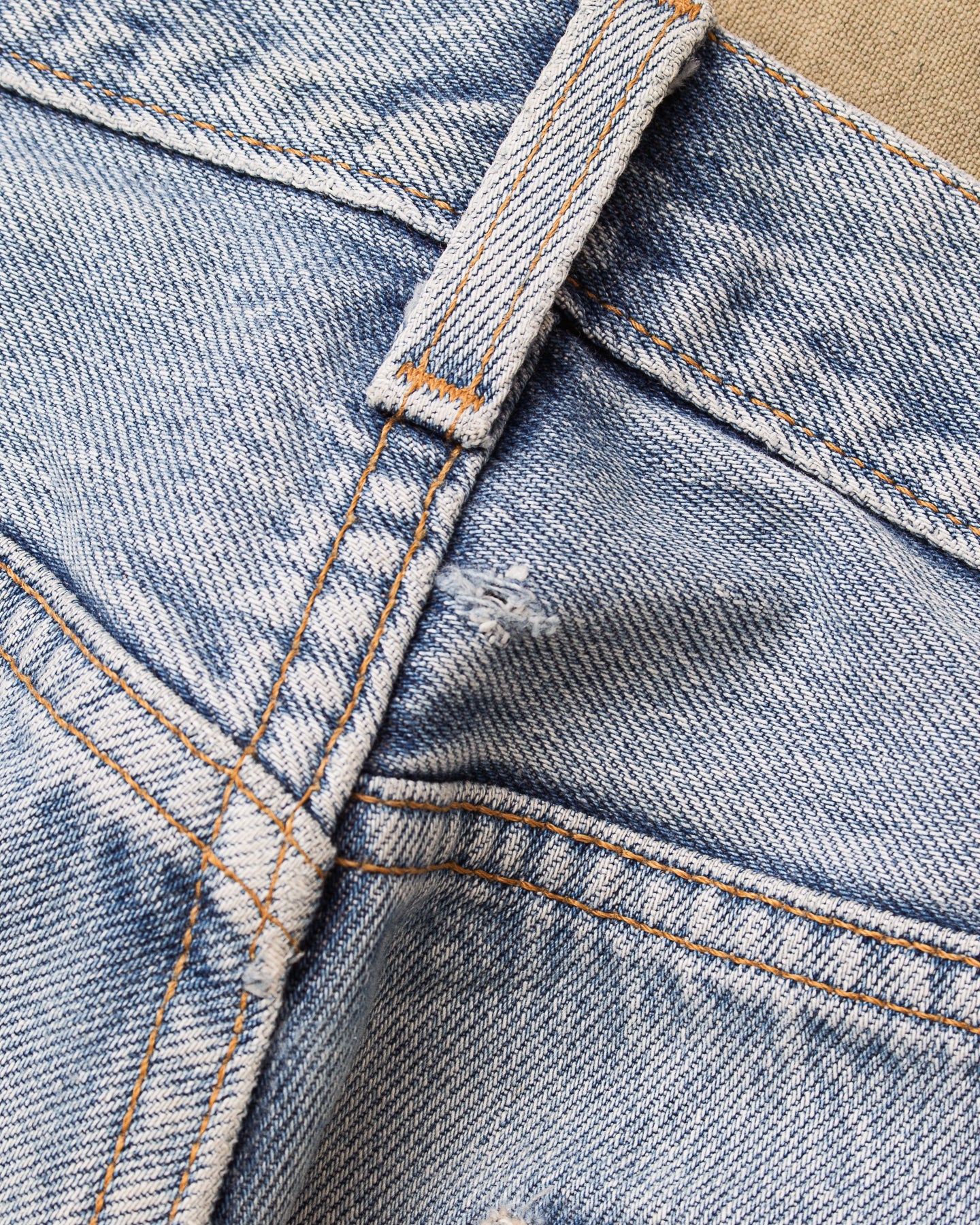 No. 11 Vintage 90's Made in USA Levi's 501 Jeans W35/L34 – Second