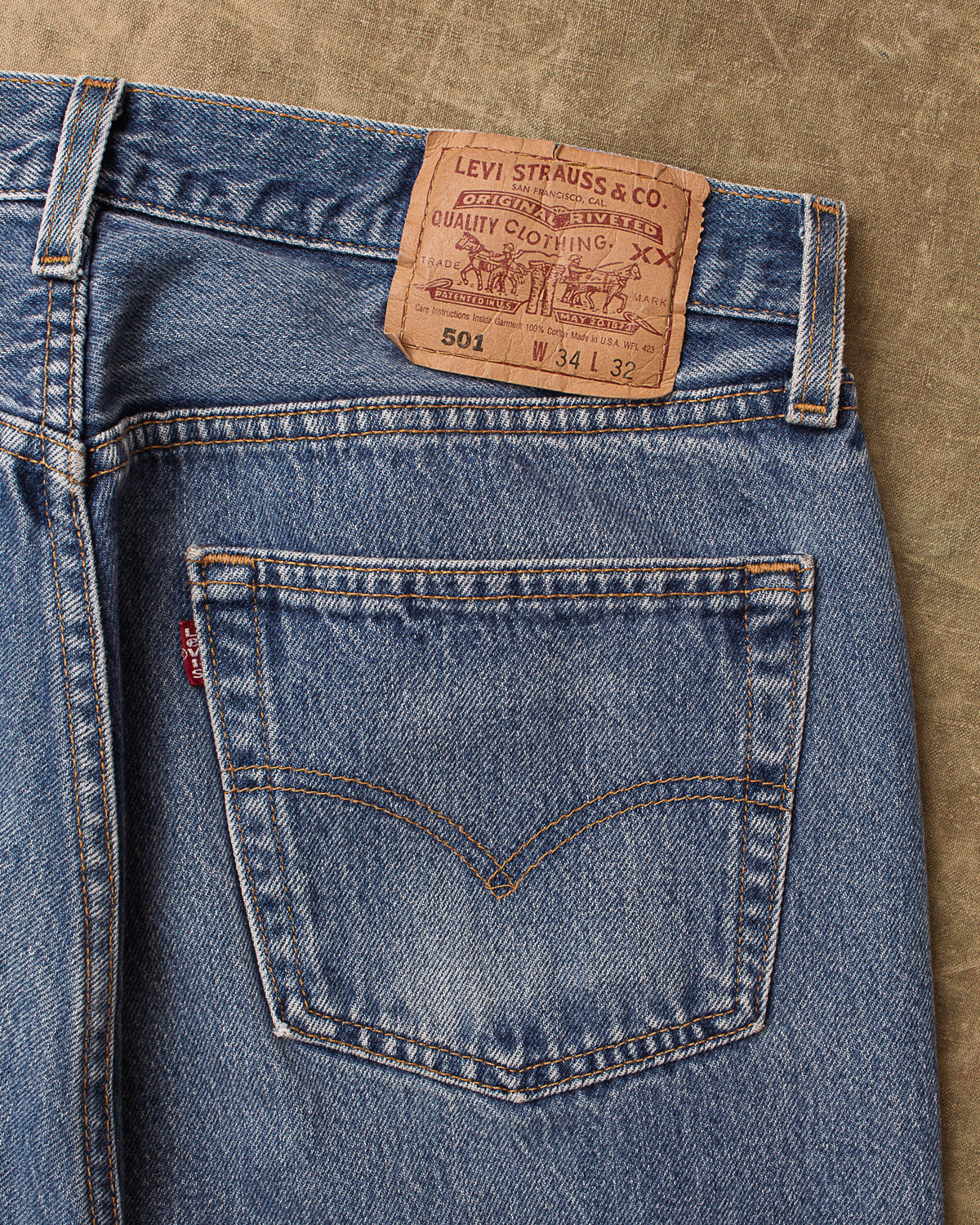 No. 2 Vintage 00's Made in USA Levi's 501 Jeans W34/L32