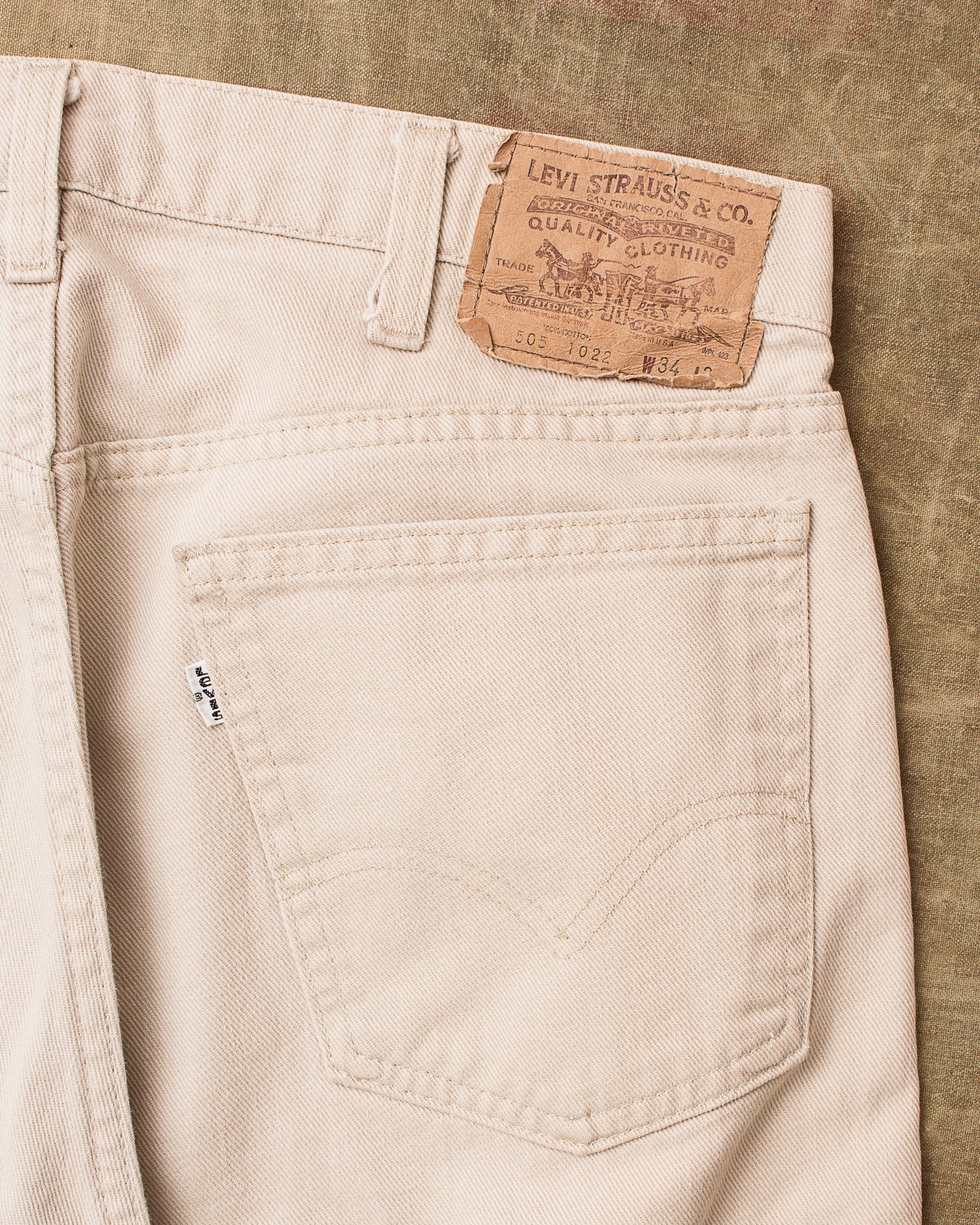 Vintage 1981 Made in USA Ecru Levi's 505 Jeans W34 – Second Sunrise