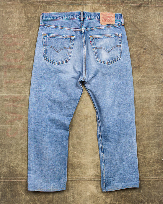 No. 10 Vintage 1990's Made in USA Levi's 501 Jeans W34