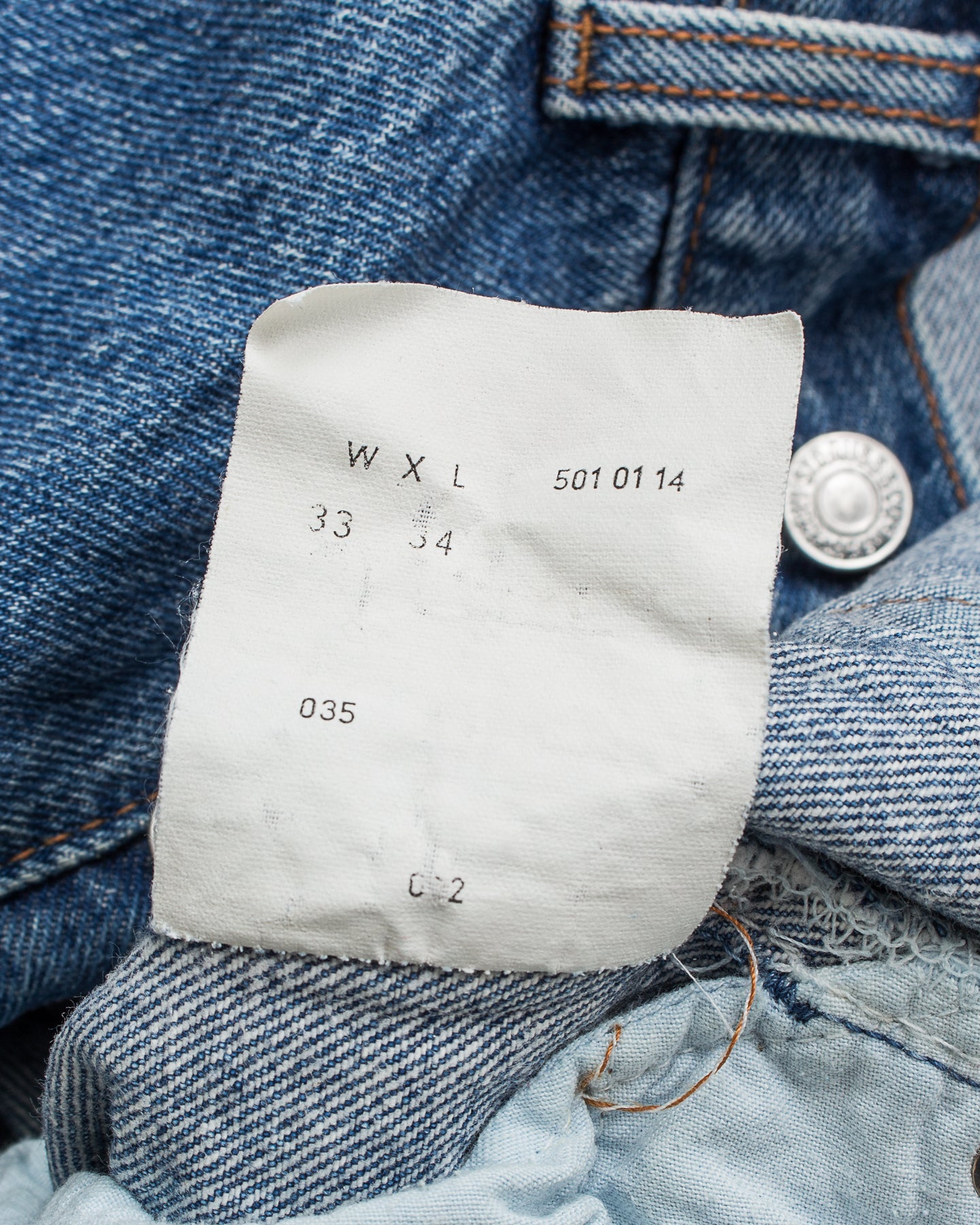 No. 2 Vintage 90's Levi's 501 Jeans W33/L34