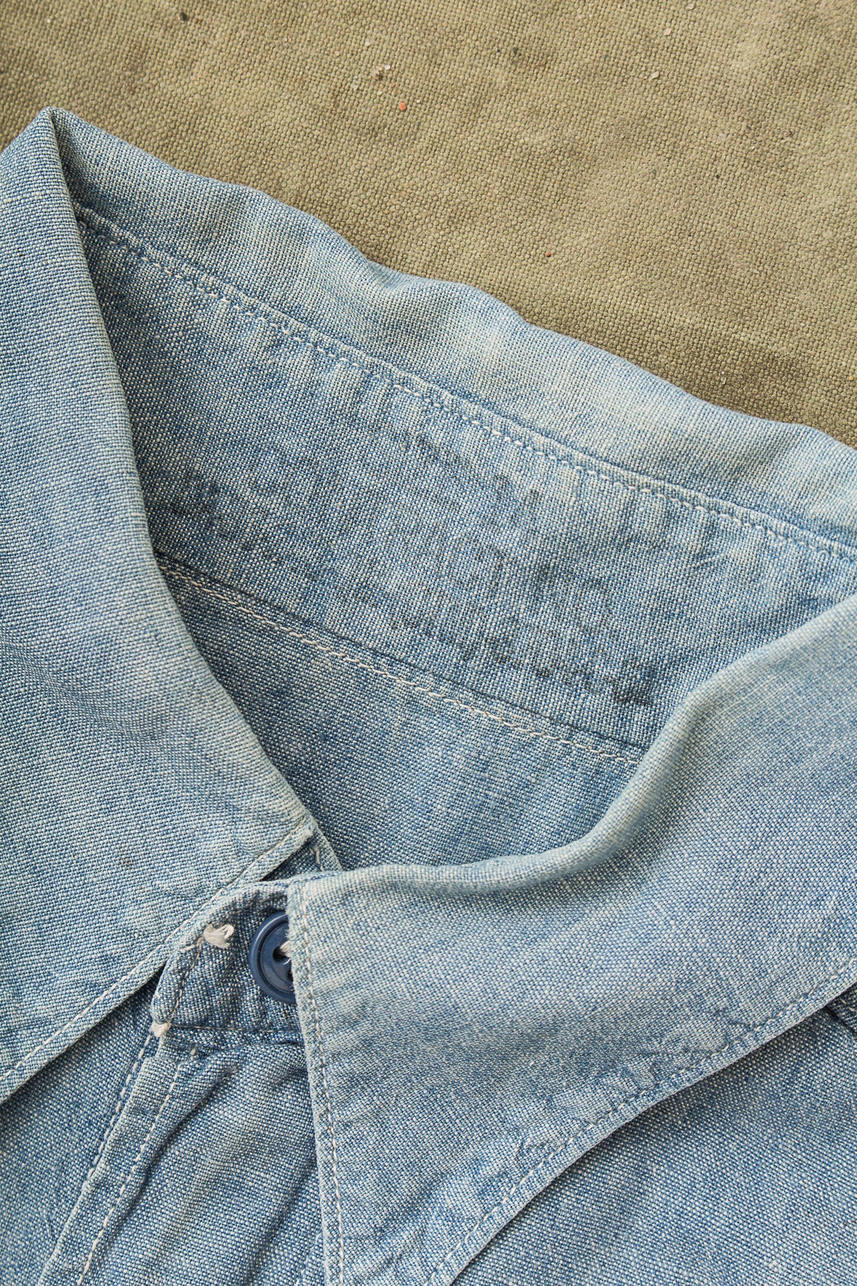 Vintage US Navy Short Sleeve Chambray Shirt With Contract Number Size 14/S