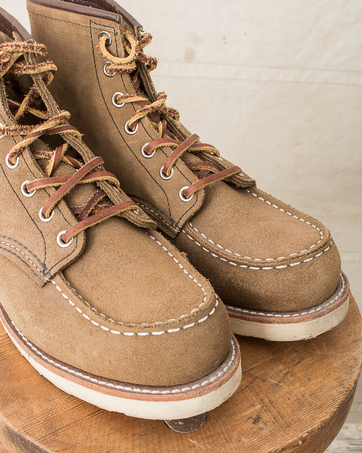 Second Hand Red Wing Classic Moc Toe Style No. 8881 US 7,5 / EUR 40