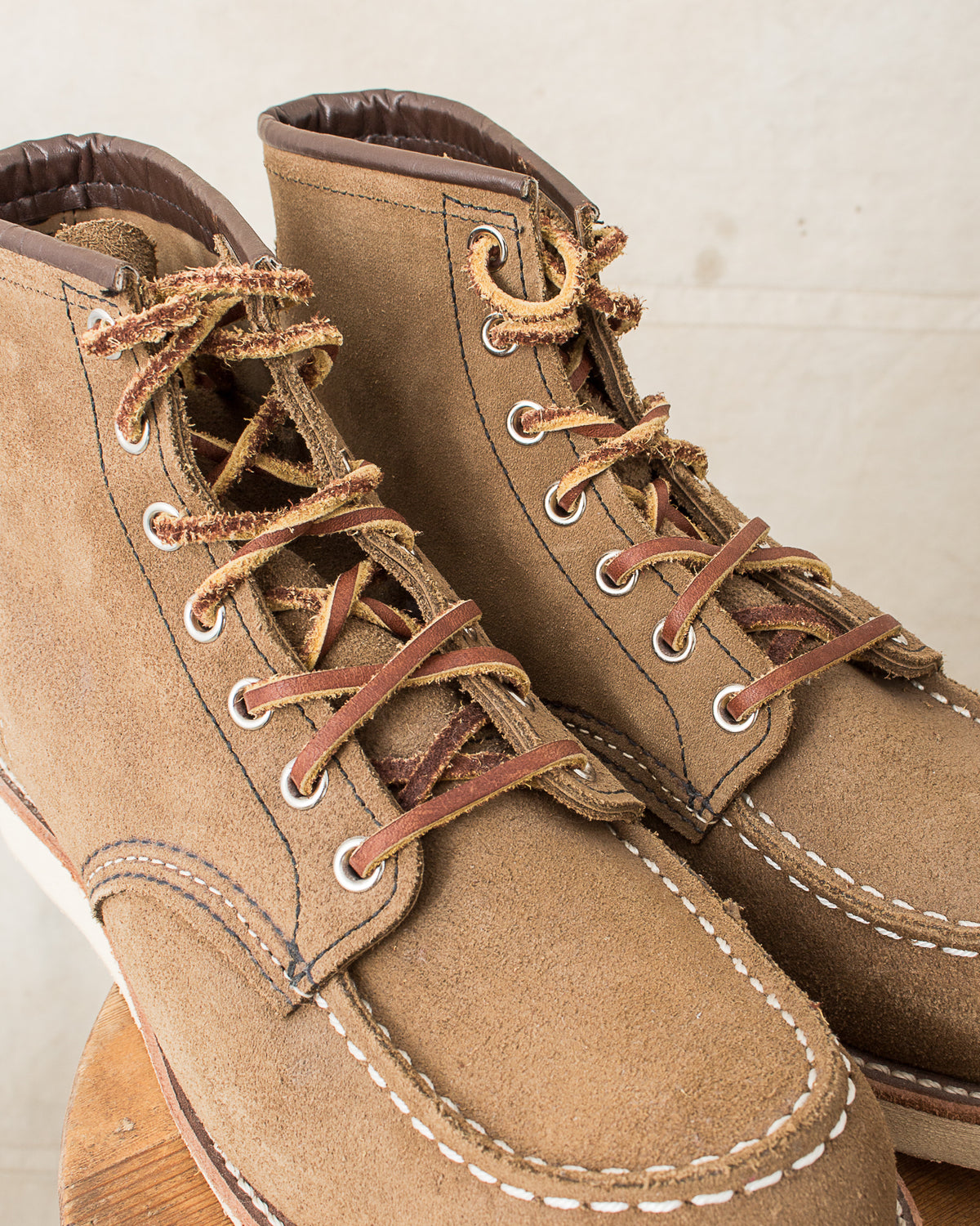Second Hand Red Wing Classic Moc Toe Style No. 8881 US 7,5 / EUR 