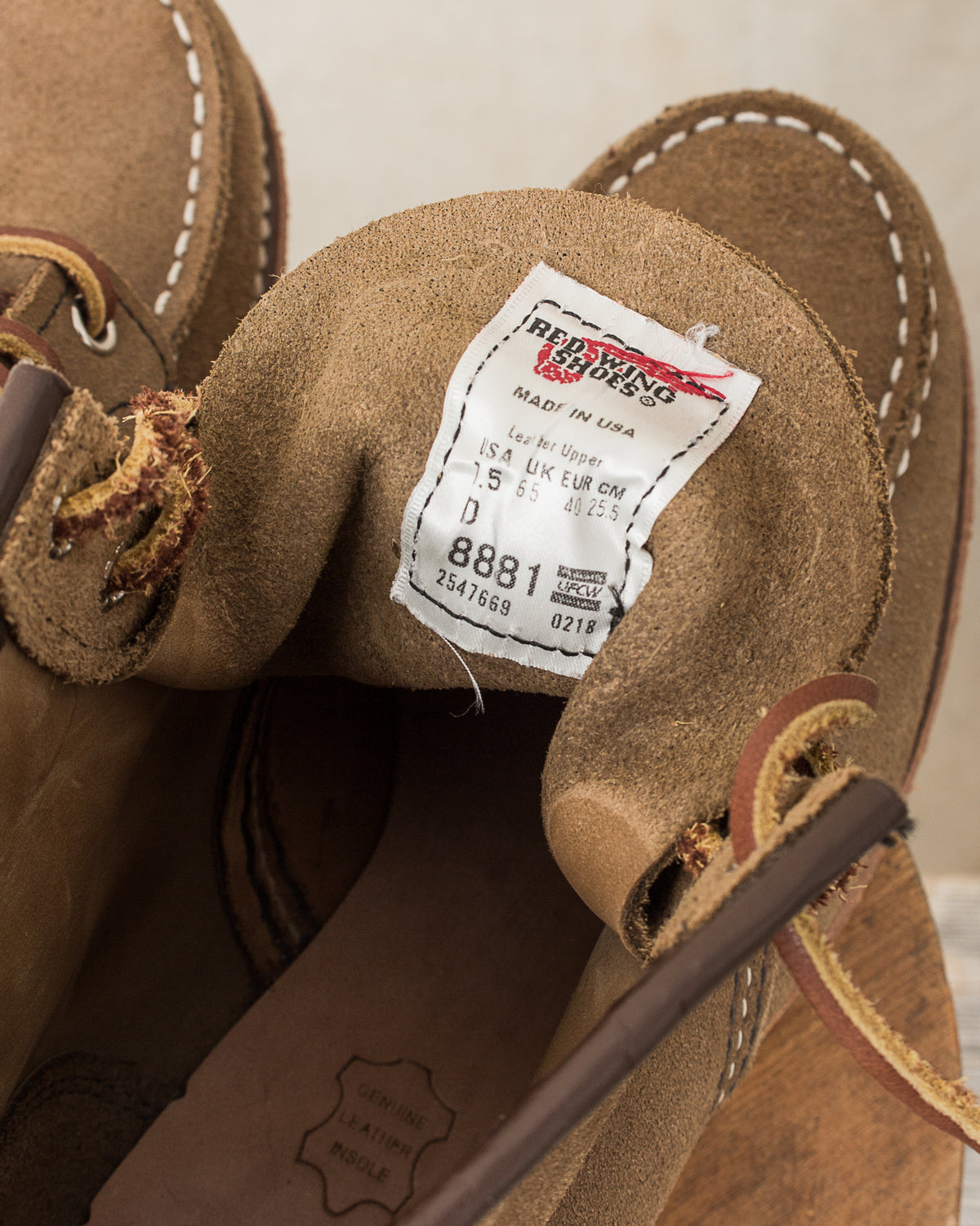 Second Hand Red Wing Classic Moc Toe Style No. 8881 US 7,5 / EUR 40