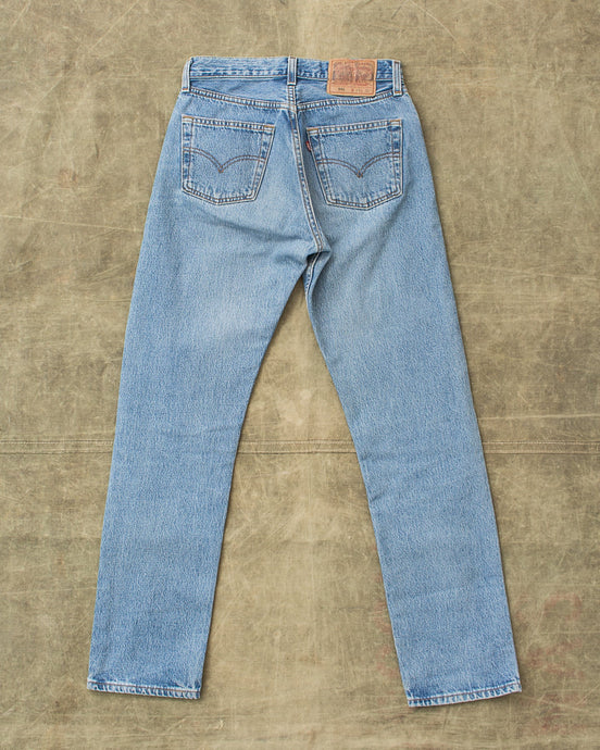 No. 18 Vintage 1990's Made in USA Levi's 501 xx Jeans For Women W 29 / L 33