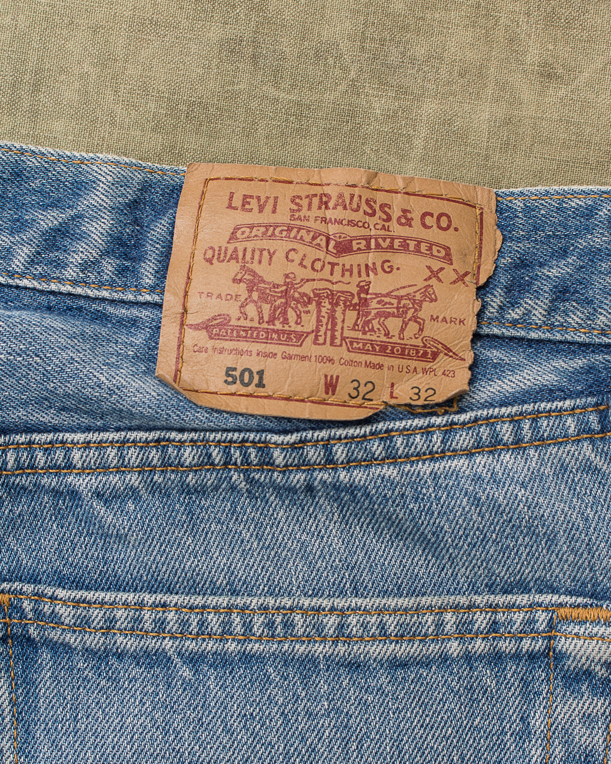 No. 21 Vintage 1990's Made in USA Levi's 501 Jeans W 32 / L 32