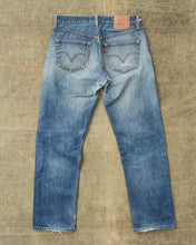 Second Hand, Hand Mended 00s Levi's 501 Jeans W 32 /  L 34