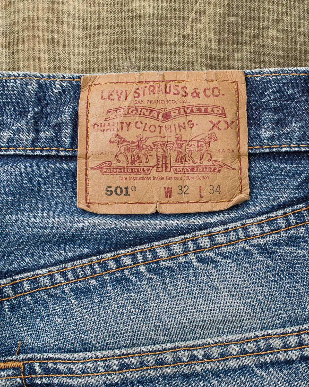Second Hand, Hand Mended 00s Levi's 501 Jeans W 32 /  L 34