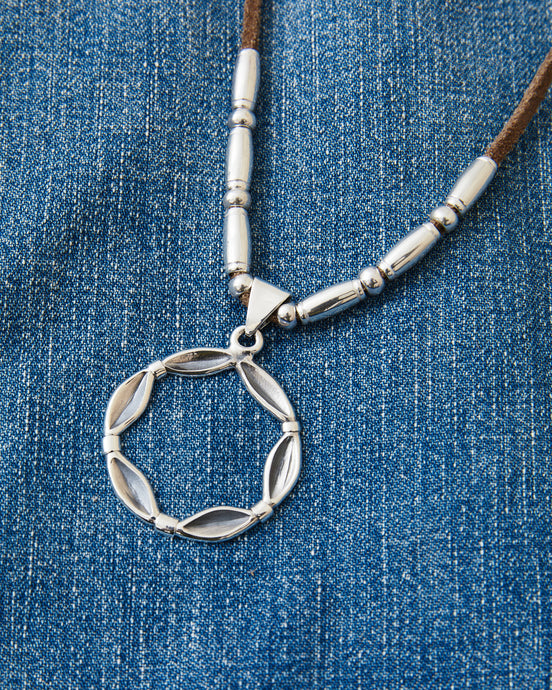 Larry Smith Silver Bamboo Circular Pendant NL-0167