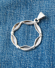 Larry Smith Silver Bamboo Circular Pendant NL-0167