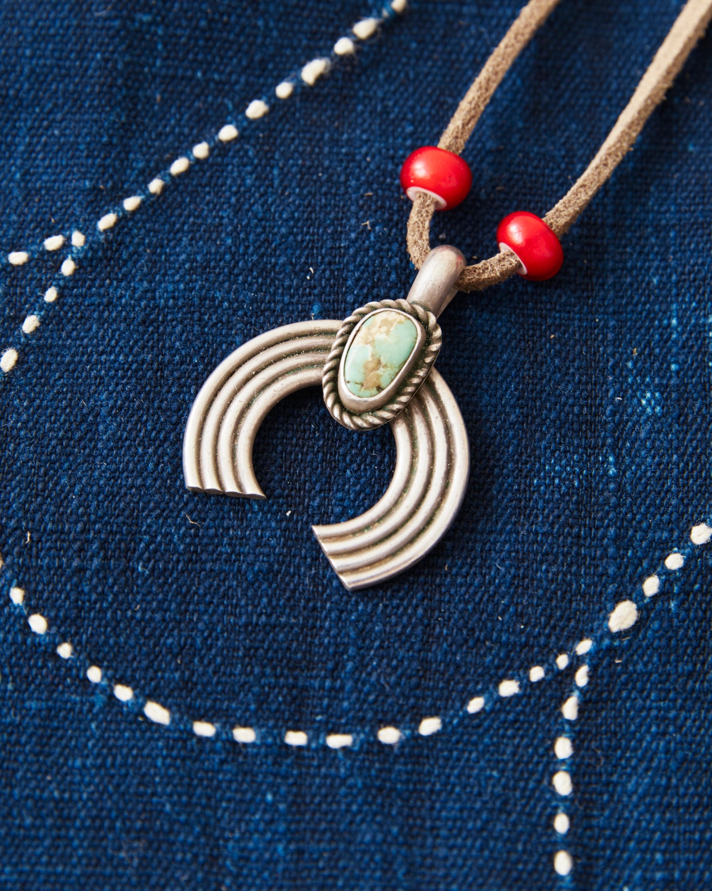 Tenable Crafts TC005 Silver & Turquoise Circle Naja Pendant