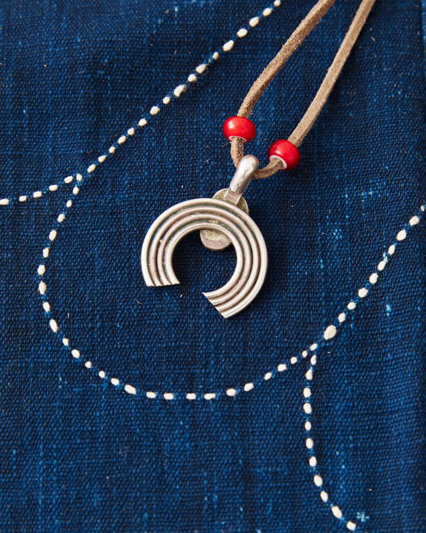 Tenable Crafts TC005 Silver & Turquoise Circle Naja Pendant